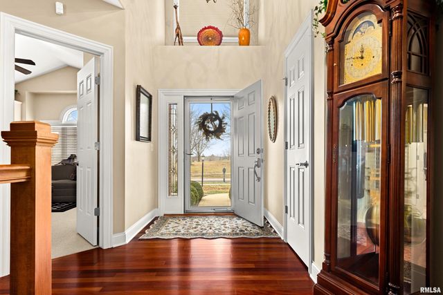 5228 N WEAVERRIDGE Boulevard, Peoria, IL 61615