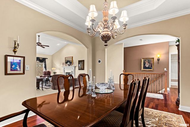 5228 N WEAVERRIDGE Boulevard, Peoria, IL 61615