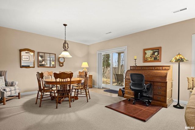 5228 N WEAVERRIDGE Boulevard, Peoria, IL 61615