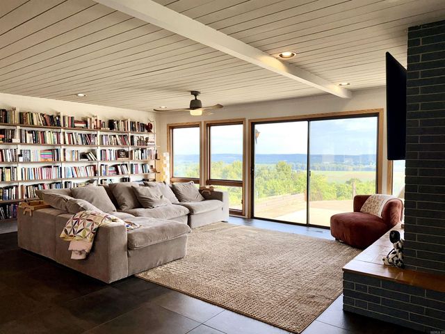 37 Chamblee Circle, Southside, AR 72501