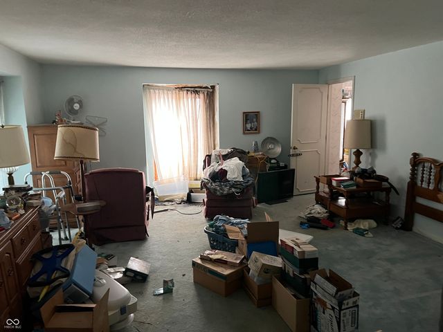 5208 S State Road 67, Anderson, IN 46013