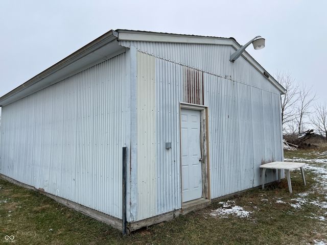 5208 S State Road 67, Anderson, IN 46013