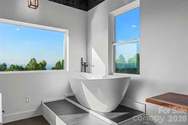 6718 Walkertop Mountain Heights Drive, Morganton, NC 28655