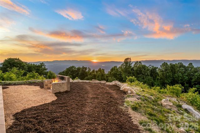 6718 Walkertop Mountain Heights Drive, Morganton, NC 28655