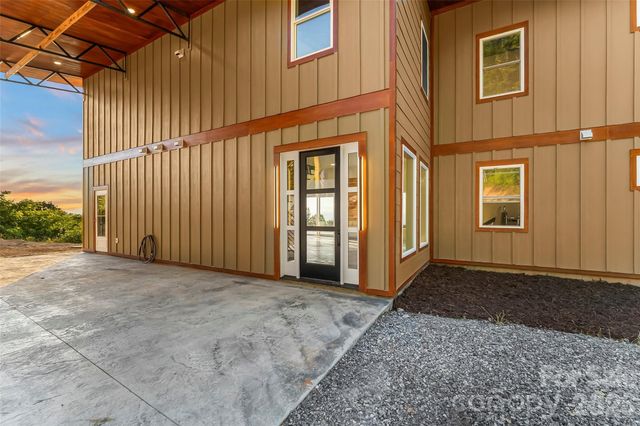 6718 Walkertop Mountain Heights Drive, Morganton, NC 28655