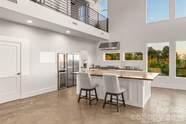 6718 Walkertop Mountain Heights Drive, Morganton, NC 28655