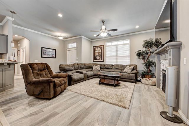 1728 W Zachary Way, Mustang, OK 73064