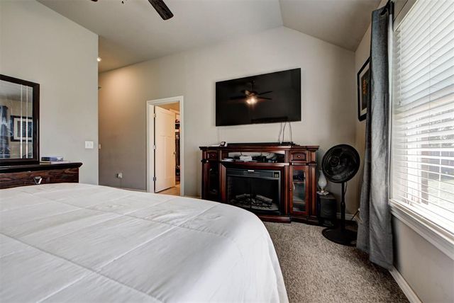 1728 W Zachary Way, Mustang, OK 73064