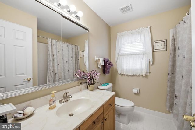 66 ASHLEY DR, WARMINSTER ASHLEY DR, Warminster, PA 18974