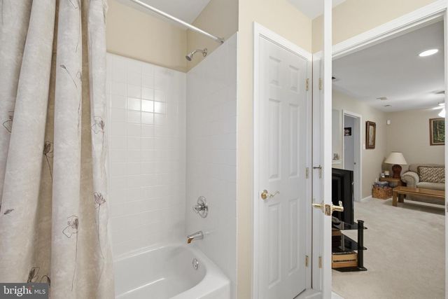 66 ASHLEY DR, WARMINSTER ASHLEY DR, Warminster, PA 18974