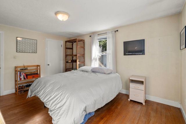 5 Manila St, Worcester, MA 01602
