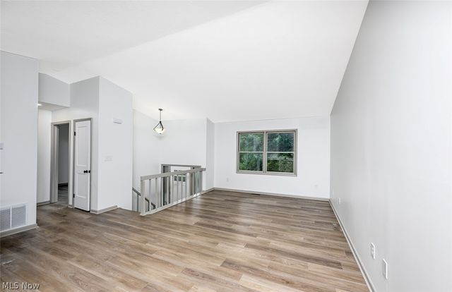 3725 Rome Drive, New Franklin, OH 44319