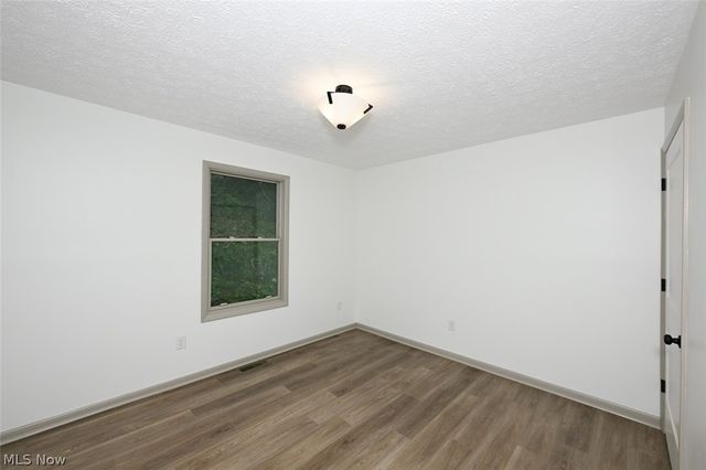 3725 Rome Drive, New Franklin, OH 44319