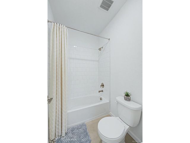 2901 Oxley St, Strasburg, CO 80136