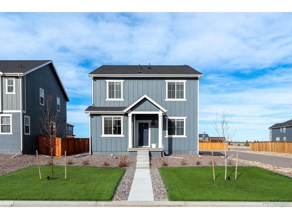 2901 Oxley St, Strasburg, CO 80136