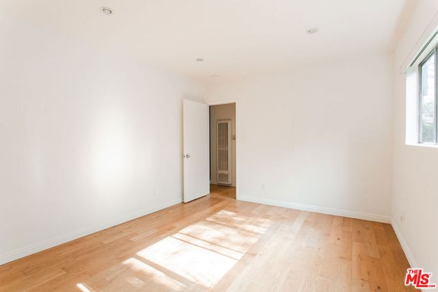 420 Raymond Avenue 4, Santa Monica, CA 90405