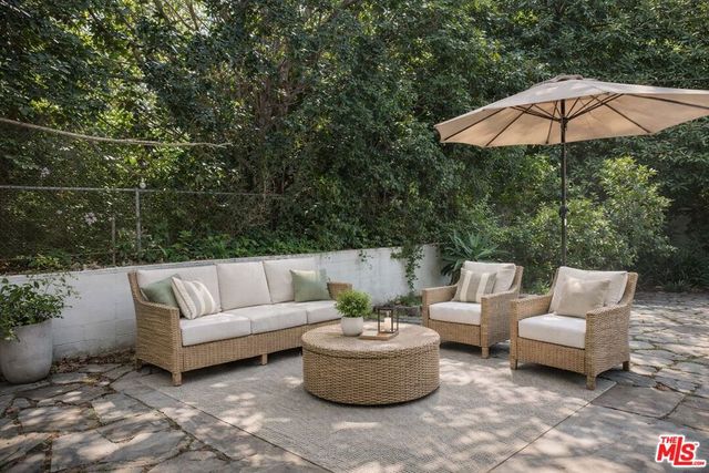 420 Raymond Avenue 4, Santa Monica, CA 90405