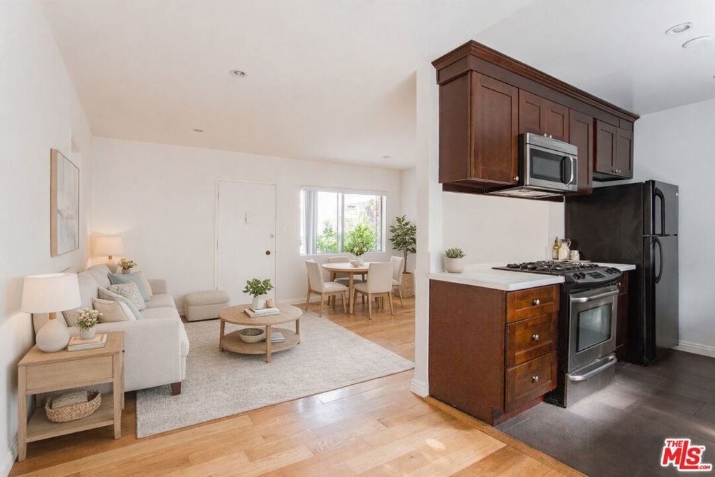 420 Raymond Avenue 4, Santa Monica, CA 90405