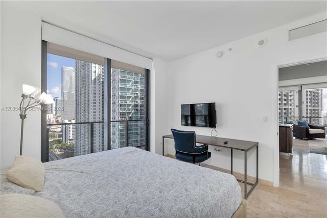 68 SE 6th Street 1611, Miami, FL 33131