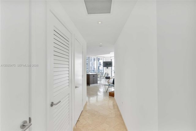 68 SE 6th Street 1611, Miami, FL 33131