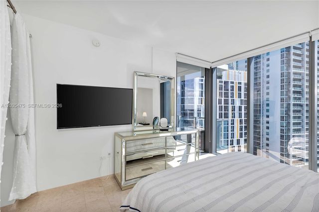 68 SE 6th Street 1611, Miami, FL 33131