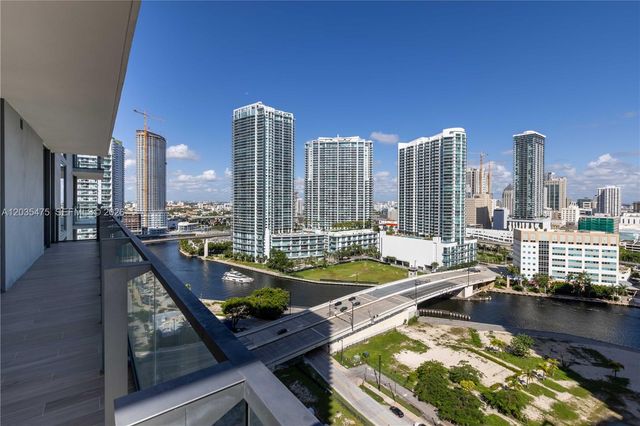 68 SE 6th Street 1611, Miami, FL 33131