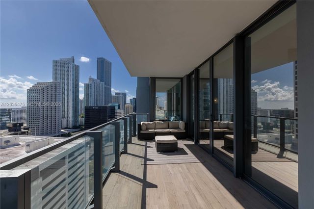 68 SE 6th Street 1611, Miami, FL 33131
