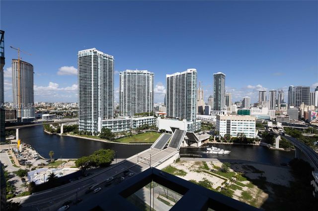 68 SE 6th Street 1611, Miami, FL 33131