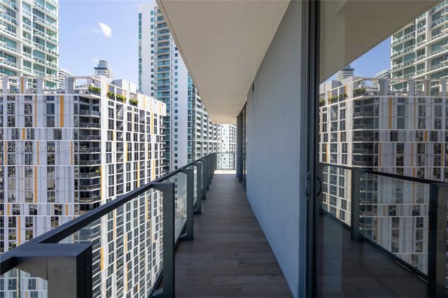 68 SE 6th Street 1611, Miami, FL 33131