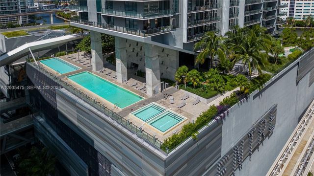 68 SE 6th Street 1611, Miami, FL 33131