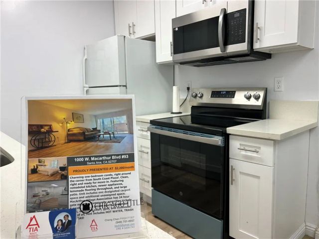 1000 MACARTHUR 93, Santa Ana, CA 92707