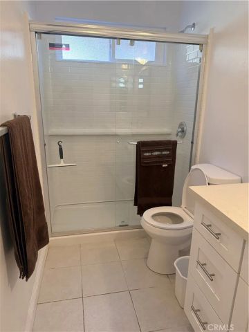 1000 MACARTHUR 93, Santa Ana, CA 92707