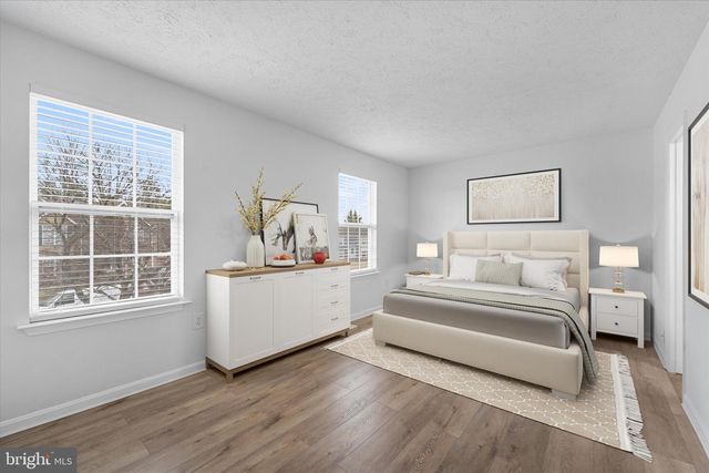 1010 CLYMER CT NE, Leesburg, VA 20176