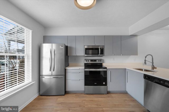 1010 CLYMER CT NE, Leesburg, VA 20176