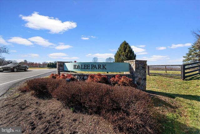 1010 CLYMER CT NE, Leesburg, VA 20176