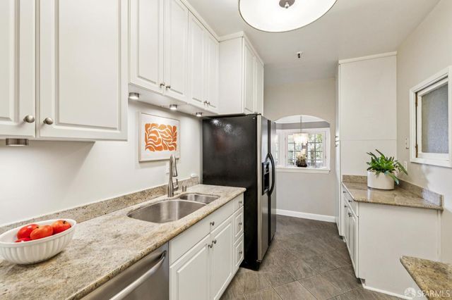 1869 California Street 1, San Francisco, CA 94109