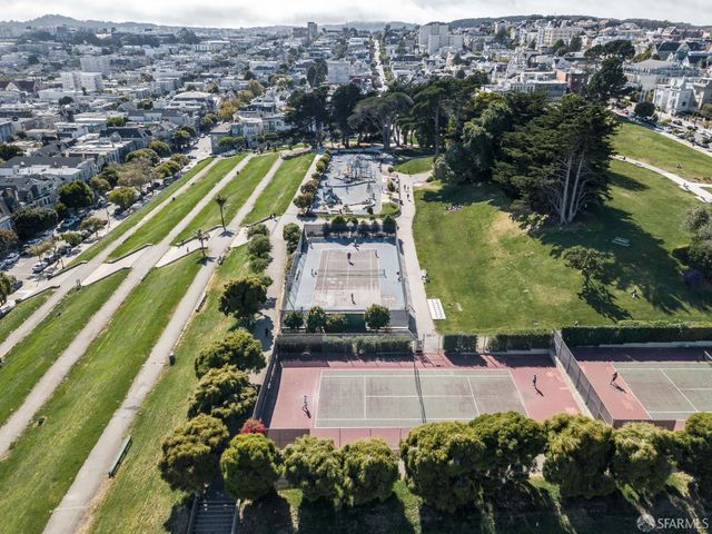 1869 California Street 1, San Francisco, CA 94109