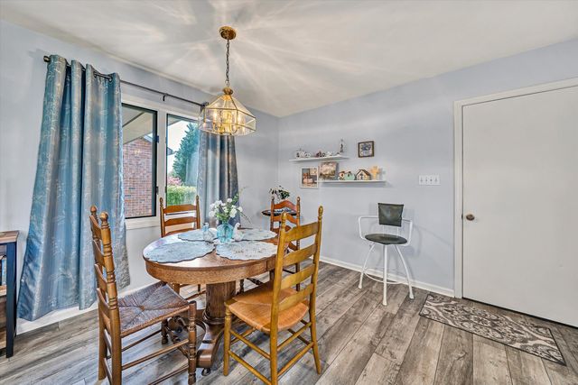 103 April LN, Vinton, VA 24179