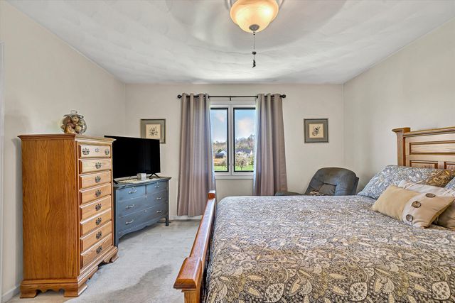 103 April LN, Vinton, VA 24179