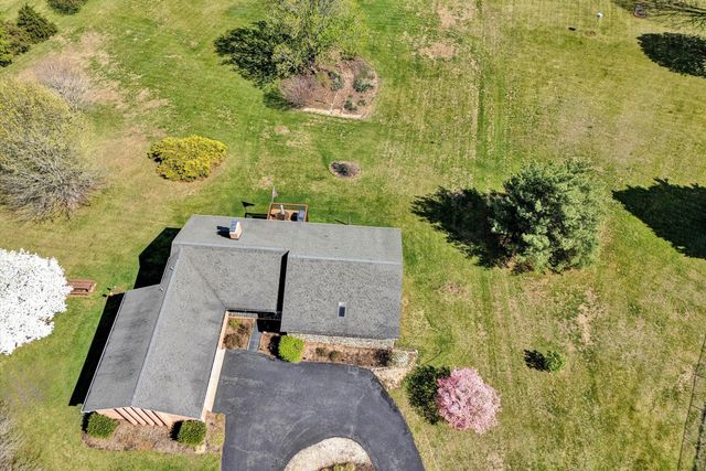 103 April LN, Vinton, VA 24179