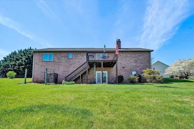 103 April LN, Vinton, VA 24179