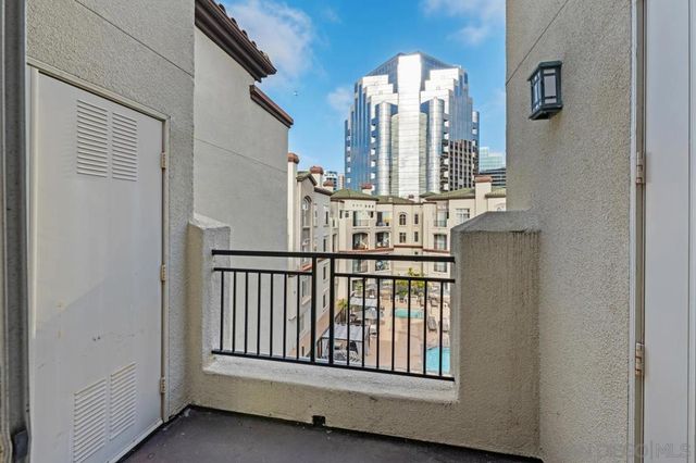9229 Regents L427, La Jolla, CA 92037