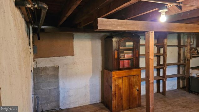1043 CLEMMERS MILL RD, Schwenksville, PA 19473