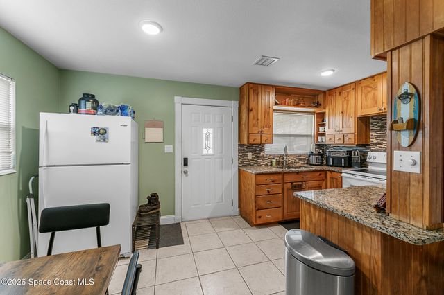 714 Catalina Road 17, Cocoa Beach, FL 32931