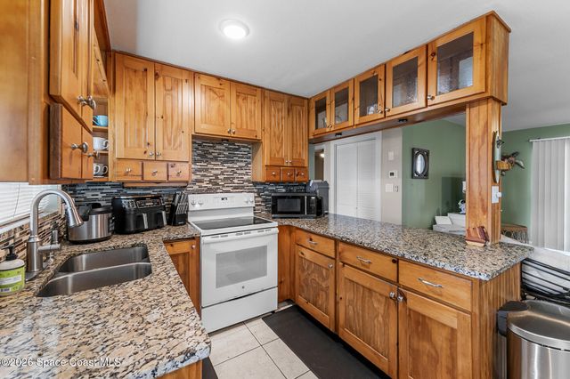 714 Catalina Road 17, Cocoa Beach, FL 32931