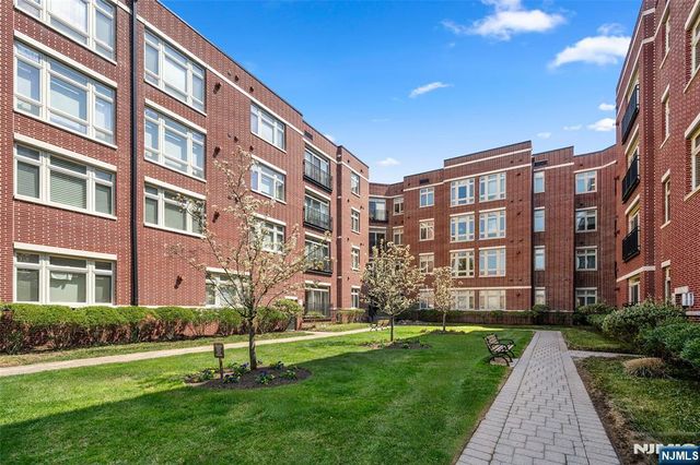 1105 Riverview Avenue 105, Englewood, NJ 07631