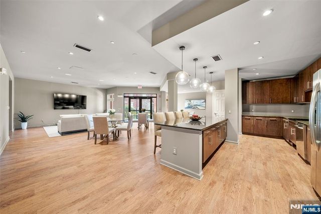 1105 Riverview Avenue 105, Englewood, NJ 07631