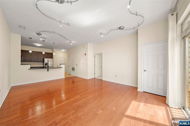 1105 Riverview Avenue 105, Englewood, NJ 07631