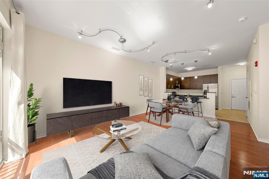 1105 Riverview Avenue 105, Englewood, NJ 07631