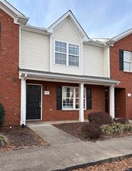 1039 Sitting Bull Xing, Murfreesboro, TN 37128